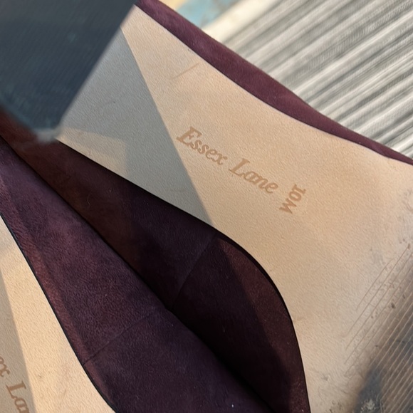 Essex Lane Burgundy Suede with Croc Embossed Square Heels Size 10 - Picture 6 of 6